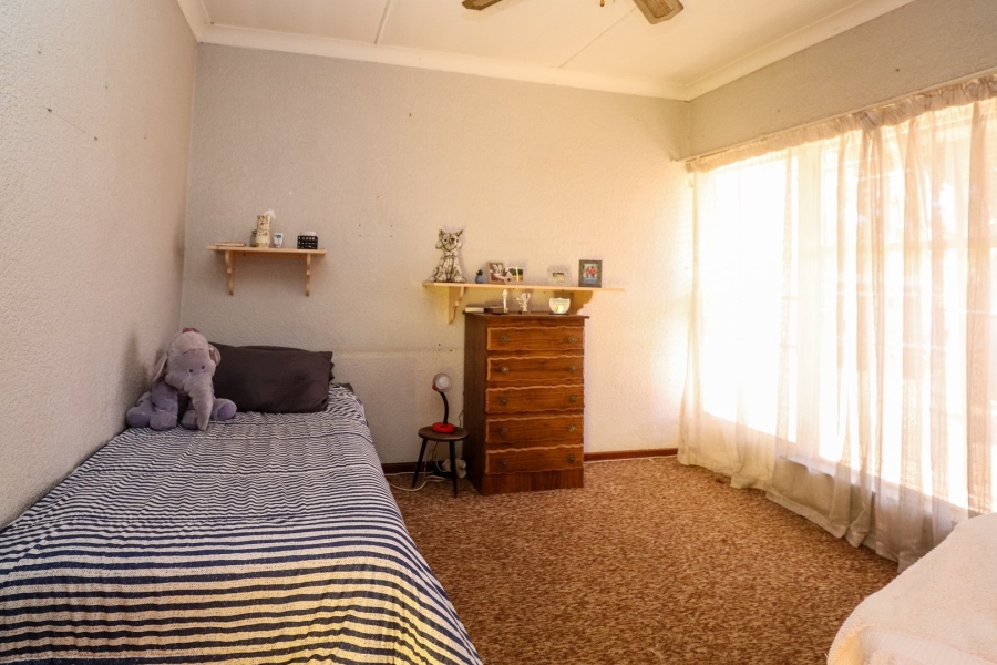 4 Bedroom Property for Sale in Flimieda North West